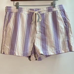 American Eagle - high rise striped shorts. Size L